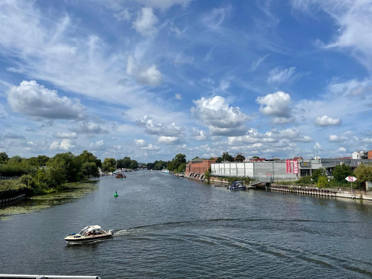 Ferienwohnung Wohnen In Loriots Wasserstadt Mit Kamin Und Magentatv Brandenburg an der Havel Exterior foto